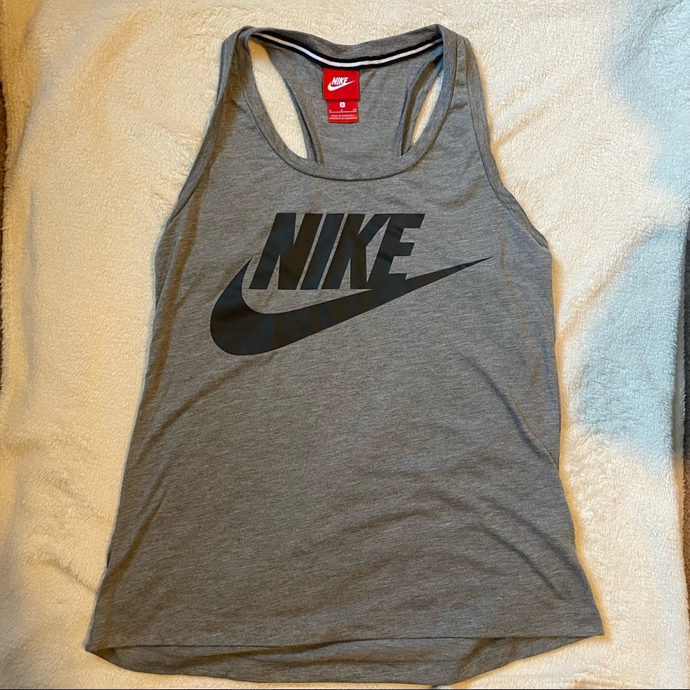 NIKE Tank Top